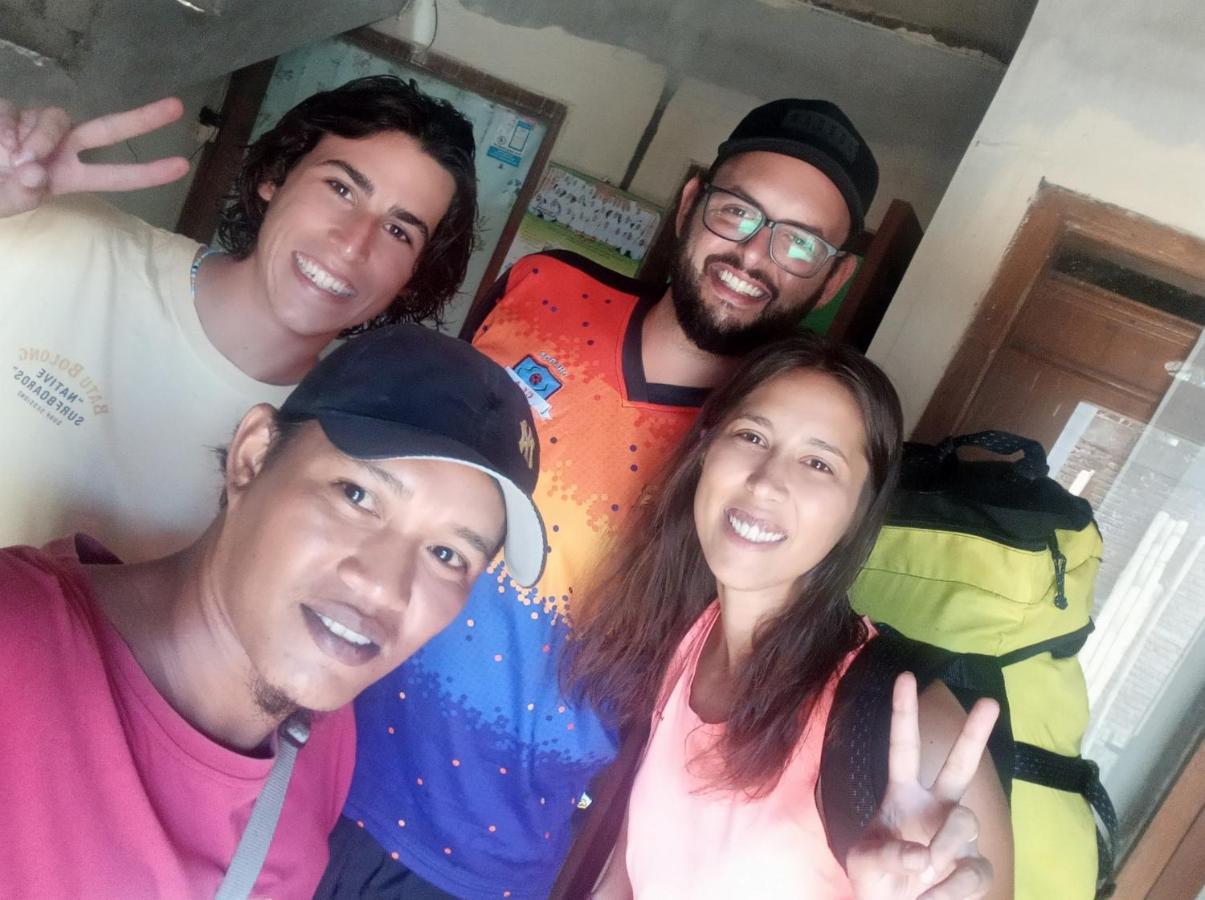 Javalindra Homestay Tour And Travel 바뉴왕기 외부 사진