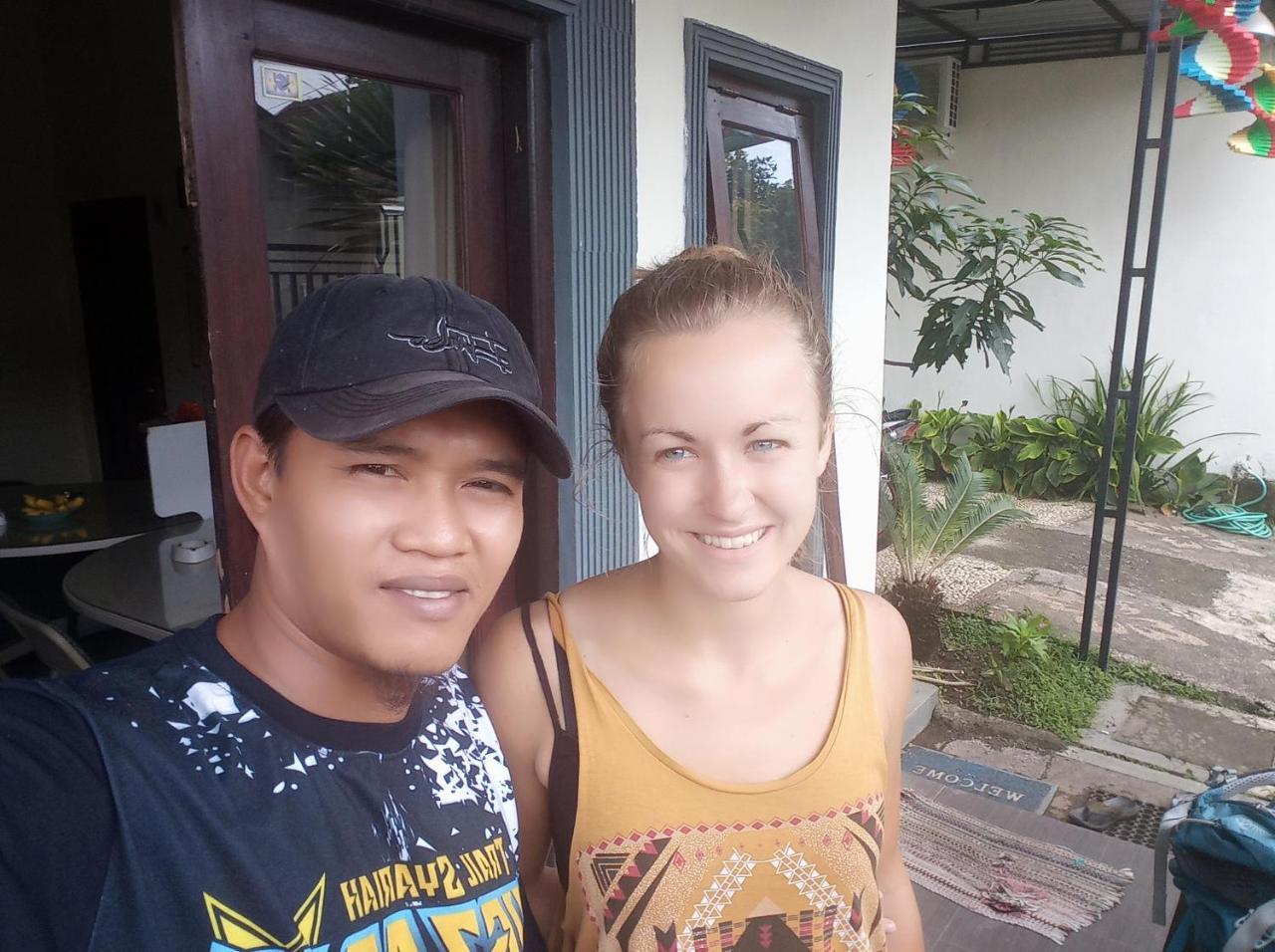 Javalindra Homestay Tour And Travel 바뉴왕기 외부 사진